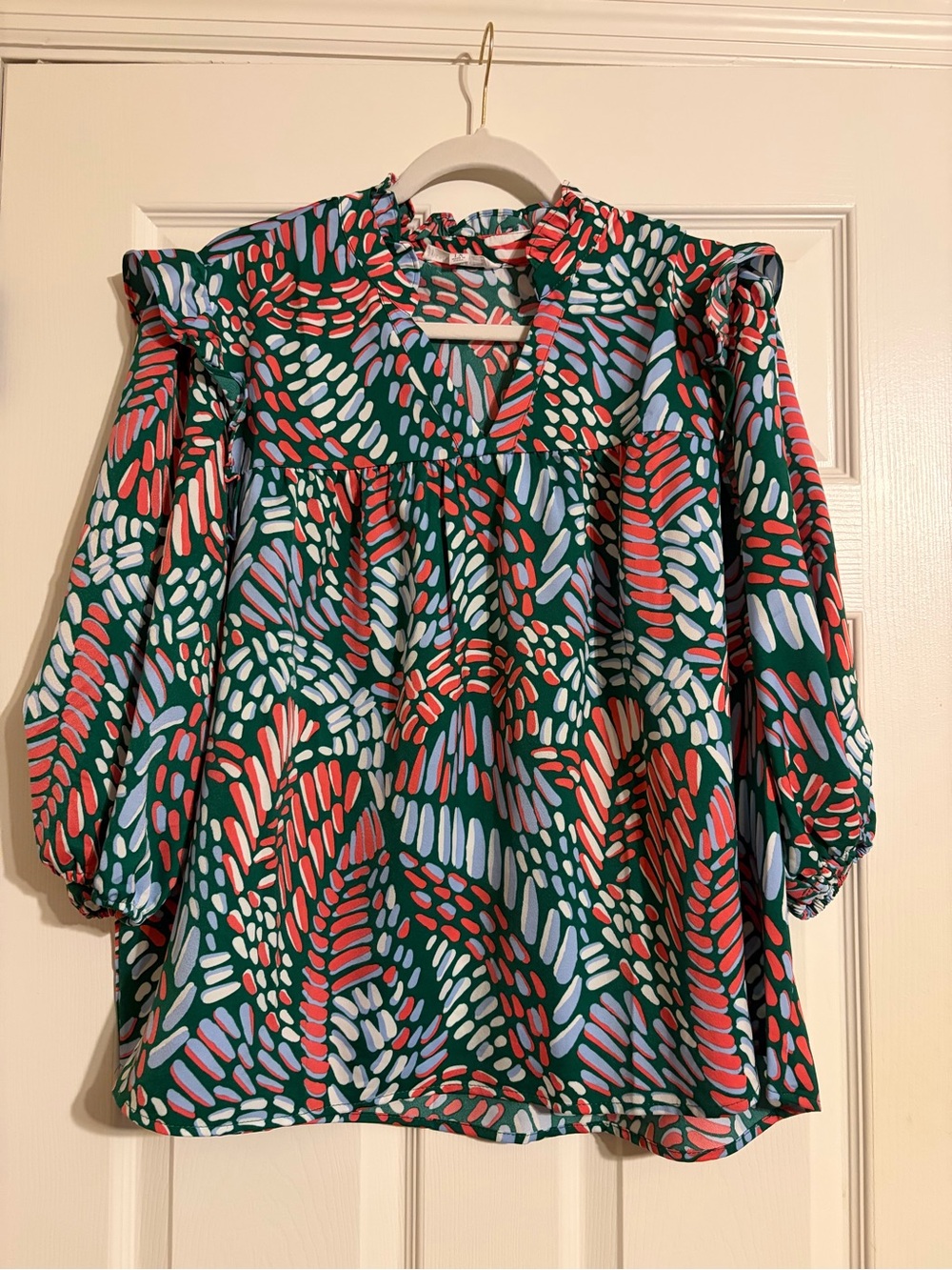 Women's Green Abstract Print Puff-Sleeve Blouse